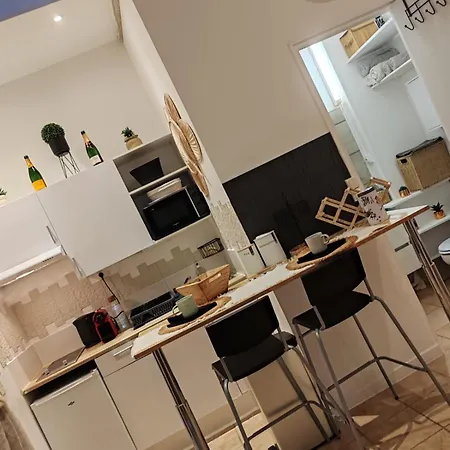 Cosy Jacuzzi Love hotel Hyeres